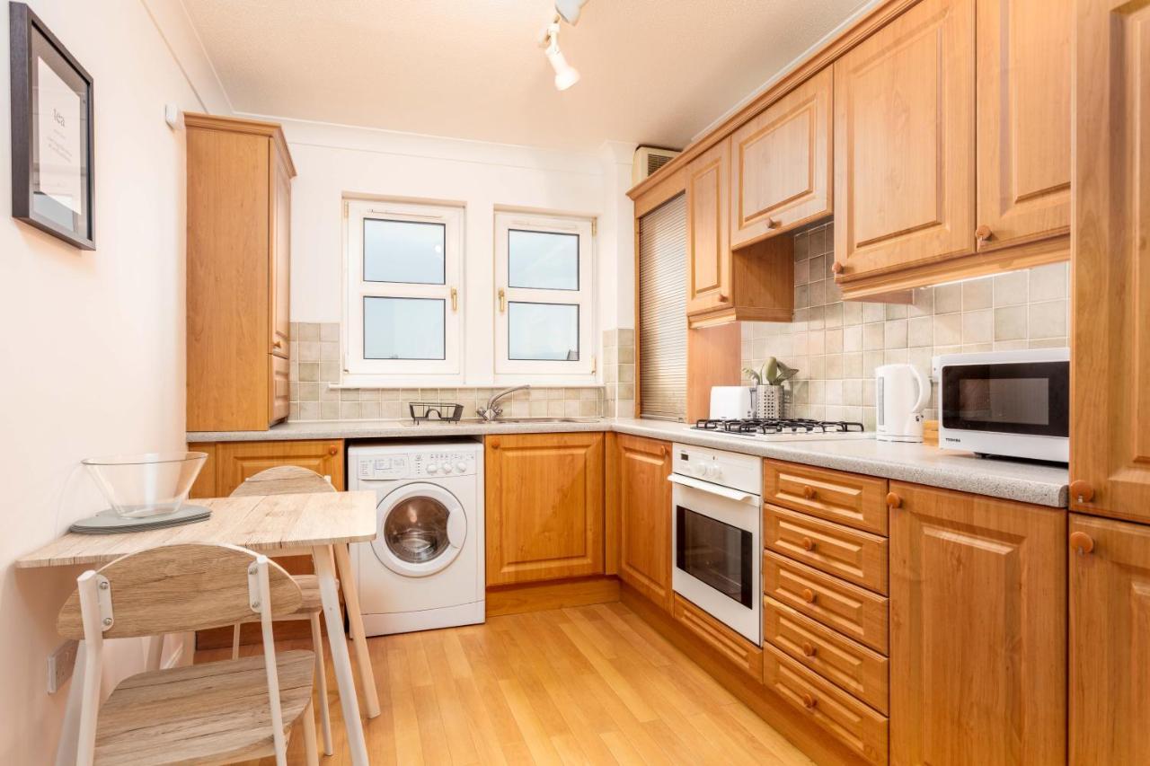 Millbrae Residence - Donnini Apartments Ayr Extérieur photo