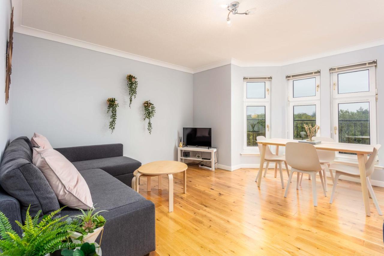 Millbrae Residence - Donnini Apartments Ayr Extérieur photo